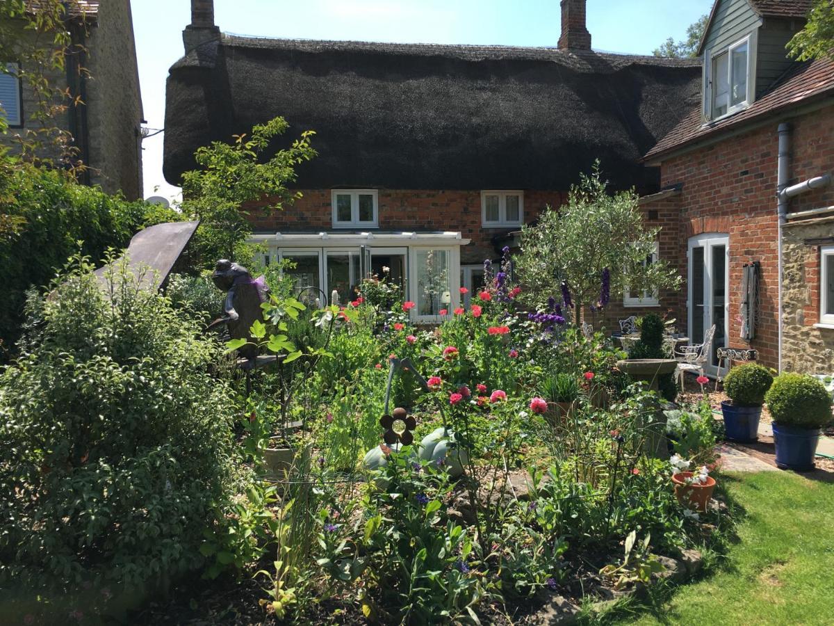 Wisteria Lodge *